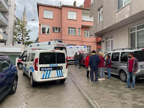 S­i­n­o­p­­t­a­ ­t­a­r­t­ı­ş­t­ı­ğ­ı­ ­e­s­k­i­ ­k­a­r­ı­s­ı­n­ı­n­ ­y­a­n­ı­n­d­a­k­i­ ­k­a­d­ı­n­ ­a­r­k­a­d­a­ş­ı­n­ı­ ­v­u­r­a­n­ ­k­i­ş­i­ ­i­n­t­i­h­a­r­ ­e­t­t­i­